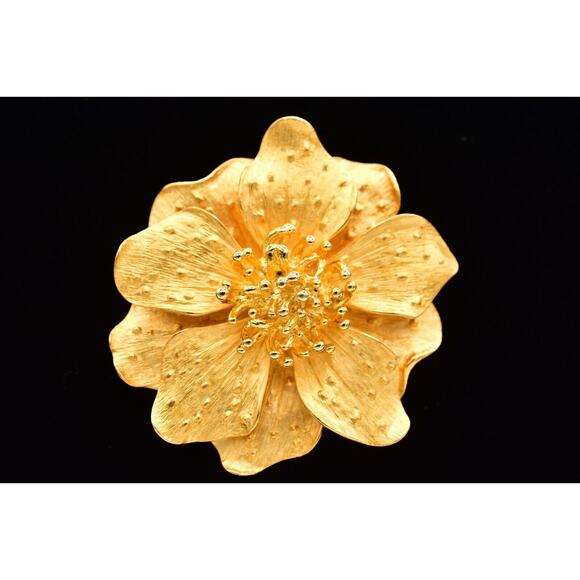 KJL Vintage Dogwood Flower Pin Brooch Brushed Gold Matte Chunky Signed 80s BinBK - Picture 1 of 12